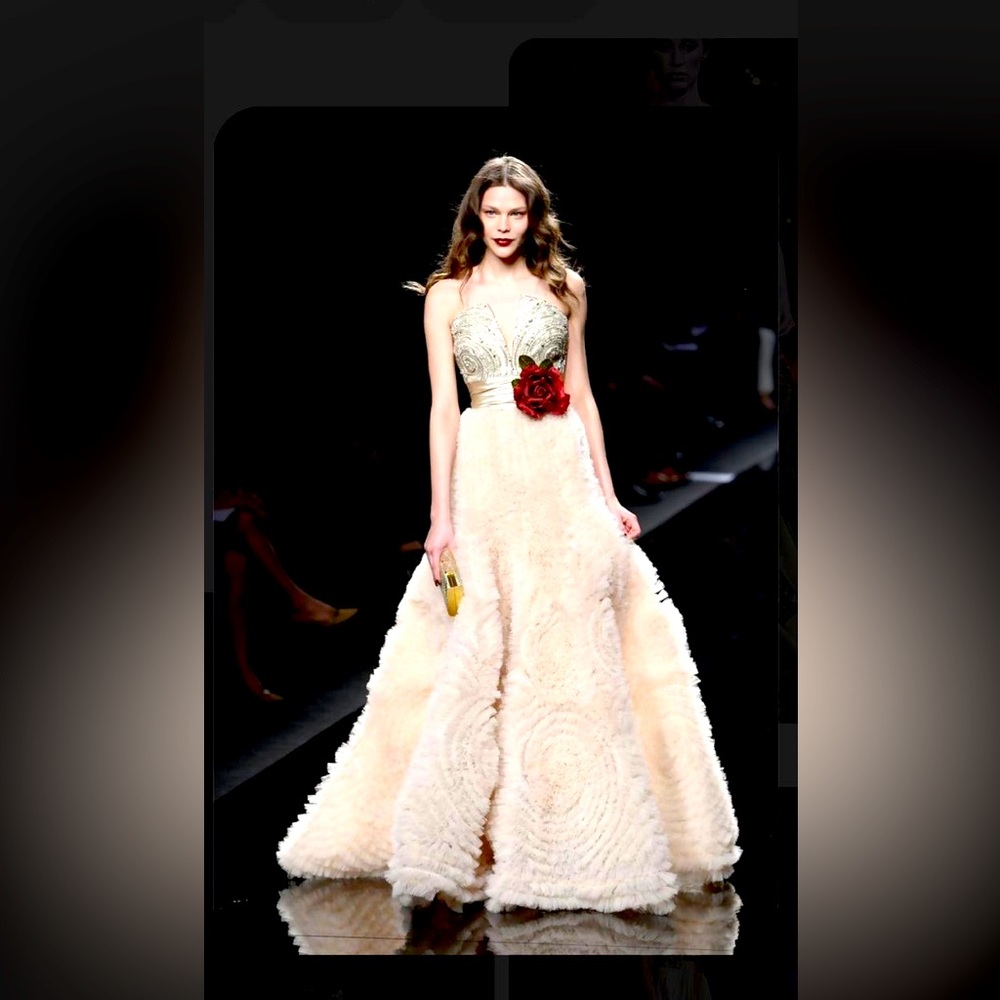 Zuhair Murad 
Milan Fashion Week Runway 2009